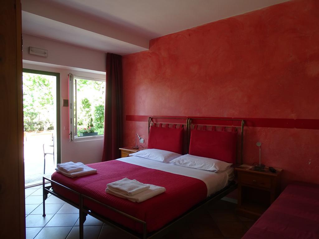 Casa Del Noce Hotell Rovereto  Eksteriør bilde