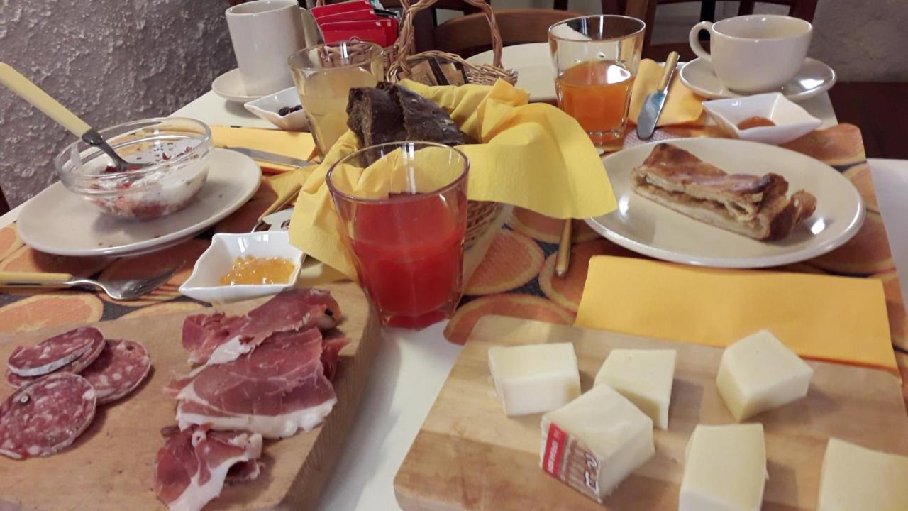 Casa Del Noce Hotell Rovereto  Eksteriør bilde